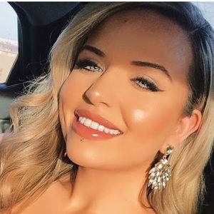 Meet your Posher, Andreia